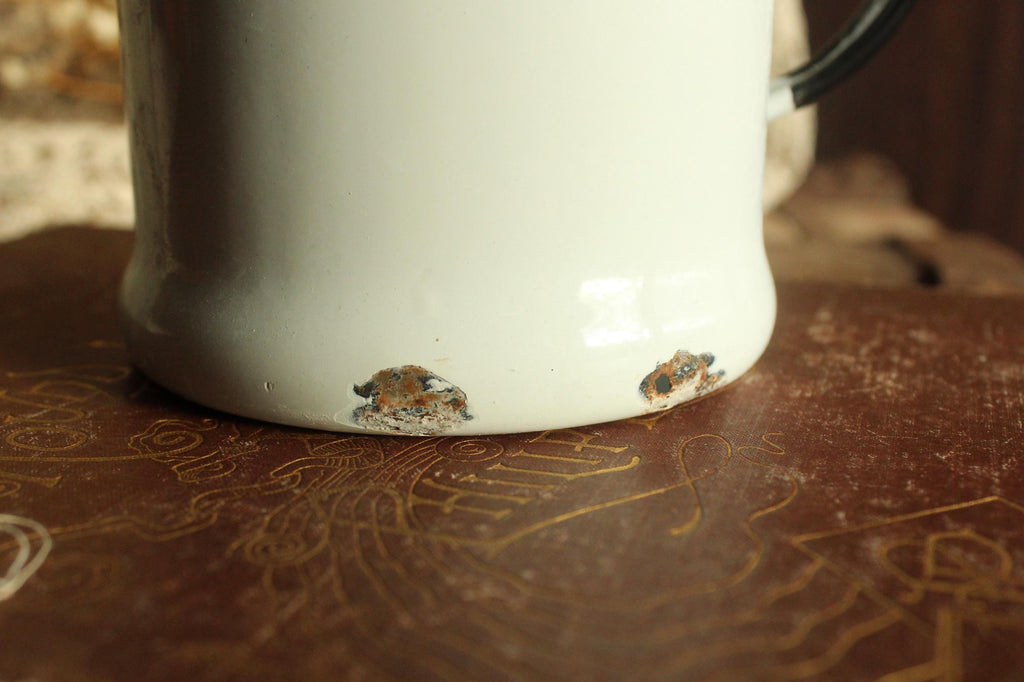 Vintage 1940s 1950s Enamelware Coffee Mug