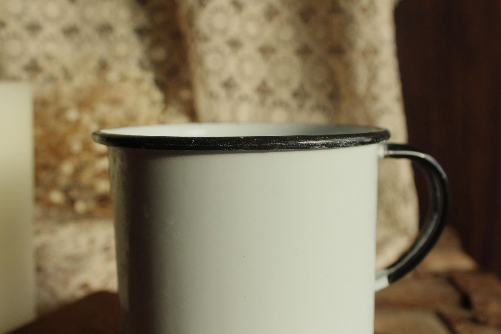 Vintage 1940s 1950s Enamelware Coffee Mug