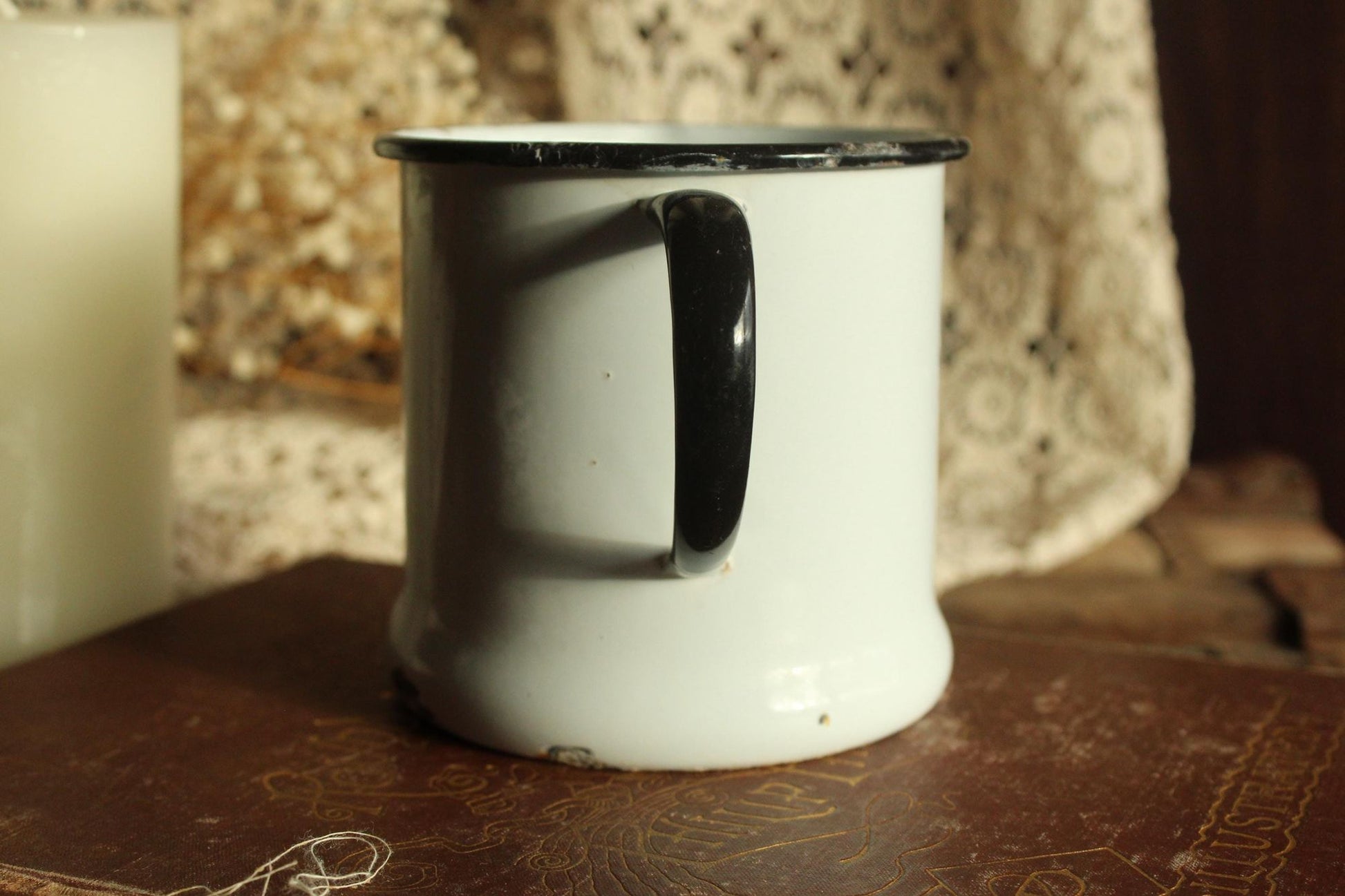 Vintage 1940s 1950s Enamelware Coffee Mug