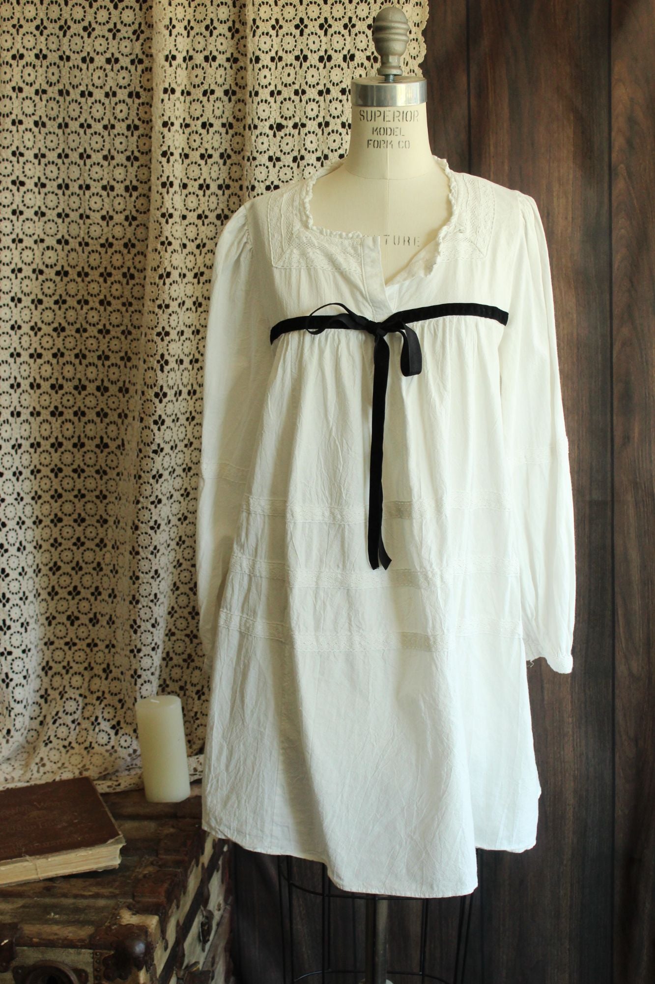 Vintage Style White Chemise Dress, Size M, Victorian Inspired babydoll Frock,