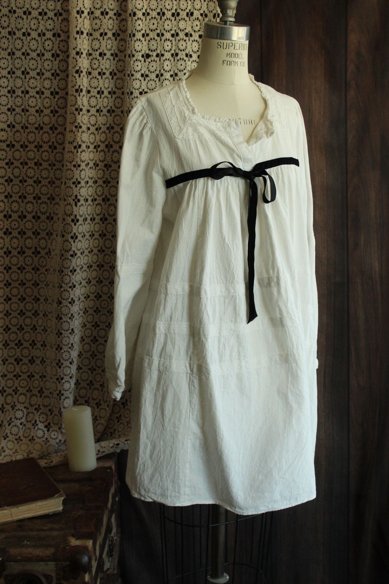 Vintage Style White Chemise Dress, Size M, Victorian Inspired babydoll Frock,