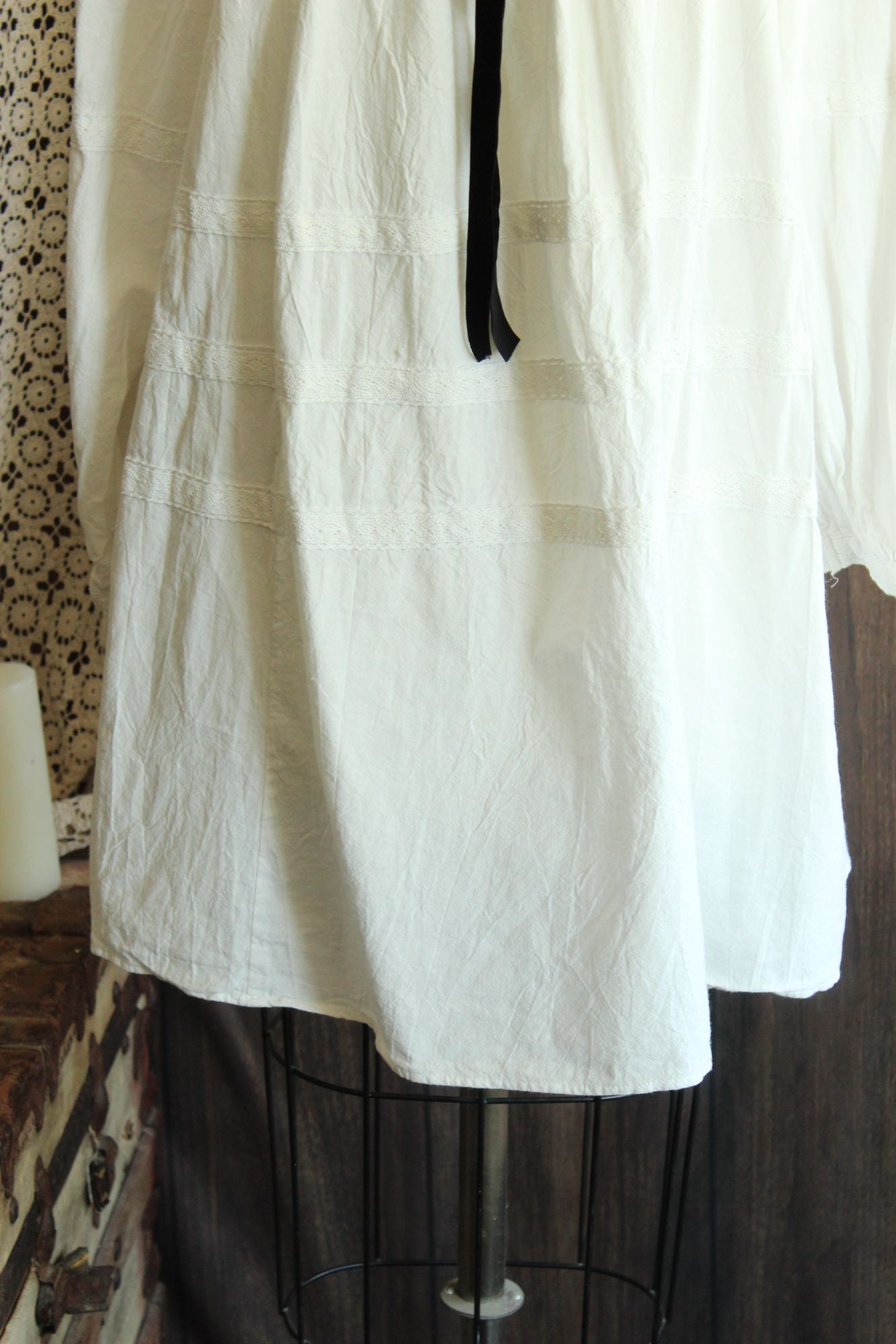 Vintage Style White Chemise Dress, Size M, Victorian Inspired babydoll Frock,