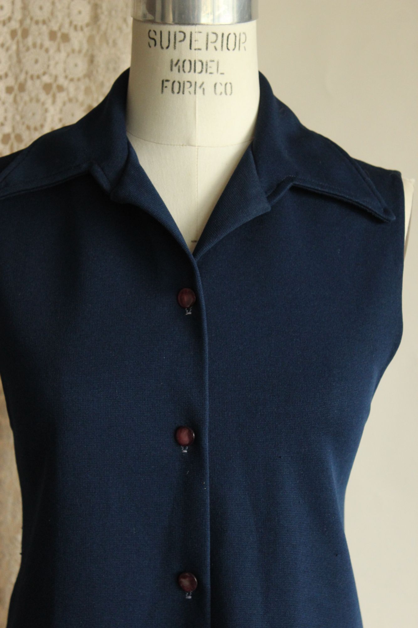 Vintage 1970s Dagger Collar Navy Blue Button Down Sleeveless Top