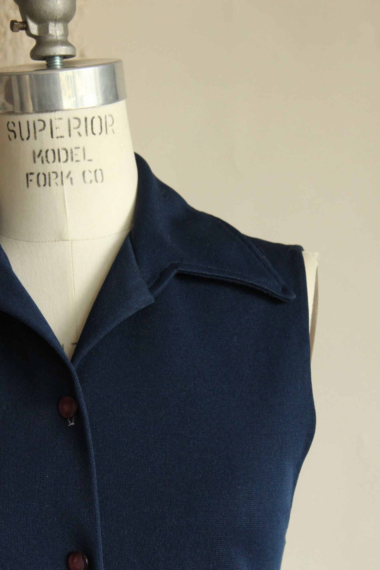 Vintage 1970s Dagger Collar Navy Blue Button Down Sleeveless Top