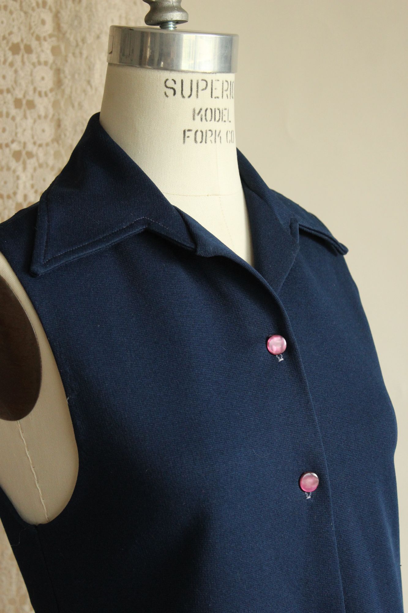 Vintage 1970s Dagger Collar Navy Blue Button Down Sleeveless Top