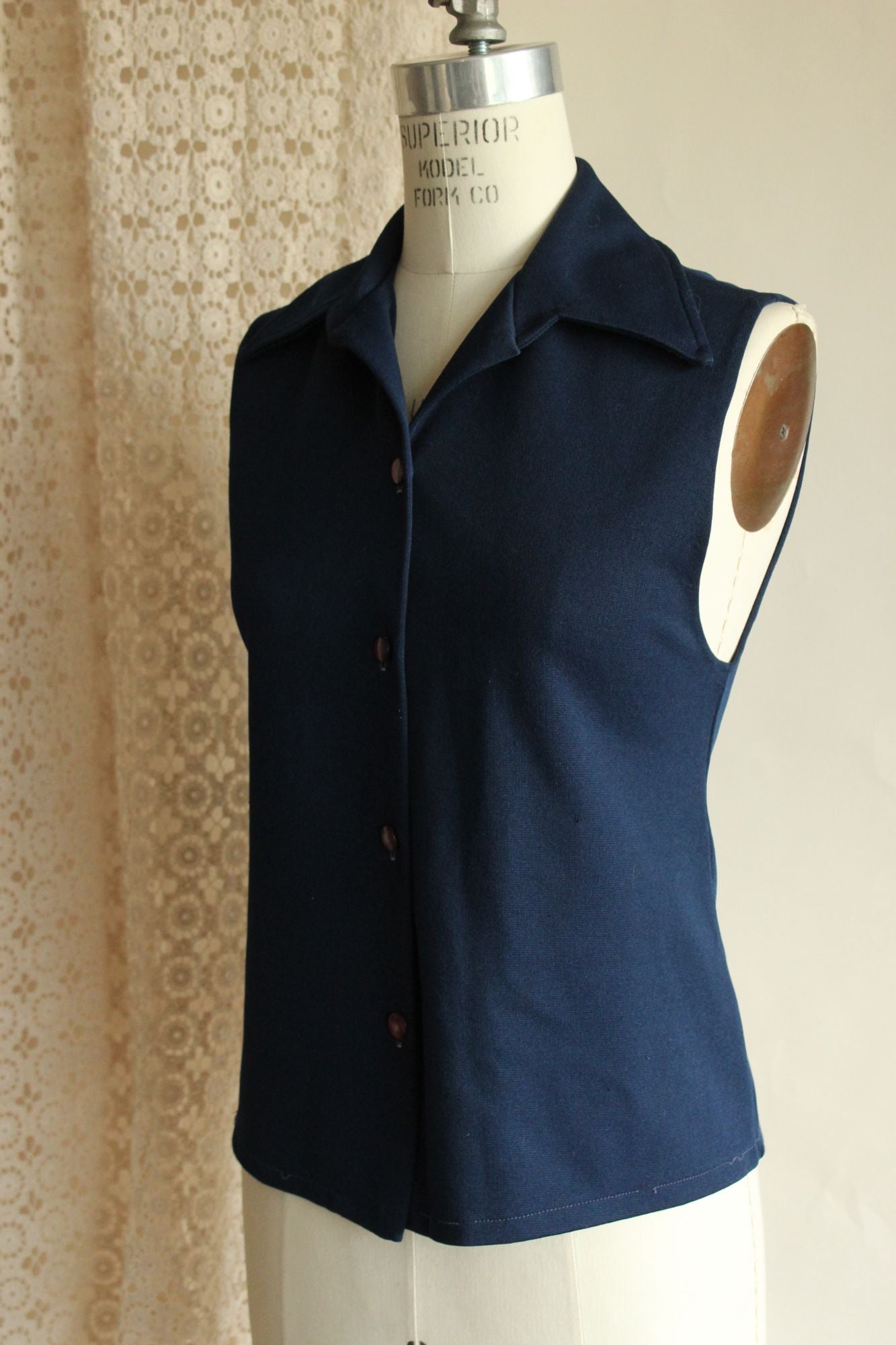 Vintage 1970s Dagger Collar Navy Blue Button Down Sleeveless Top