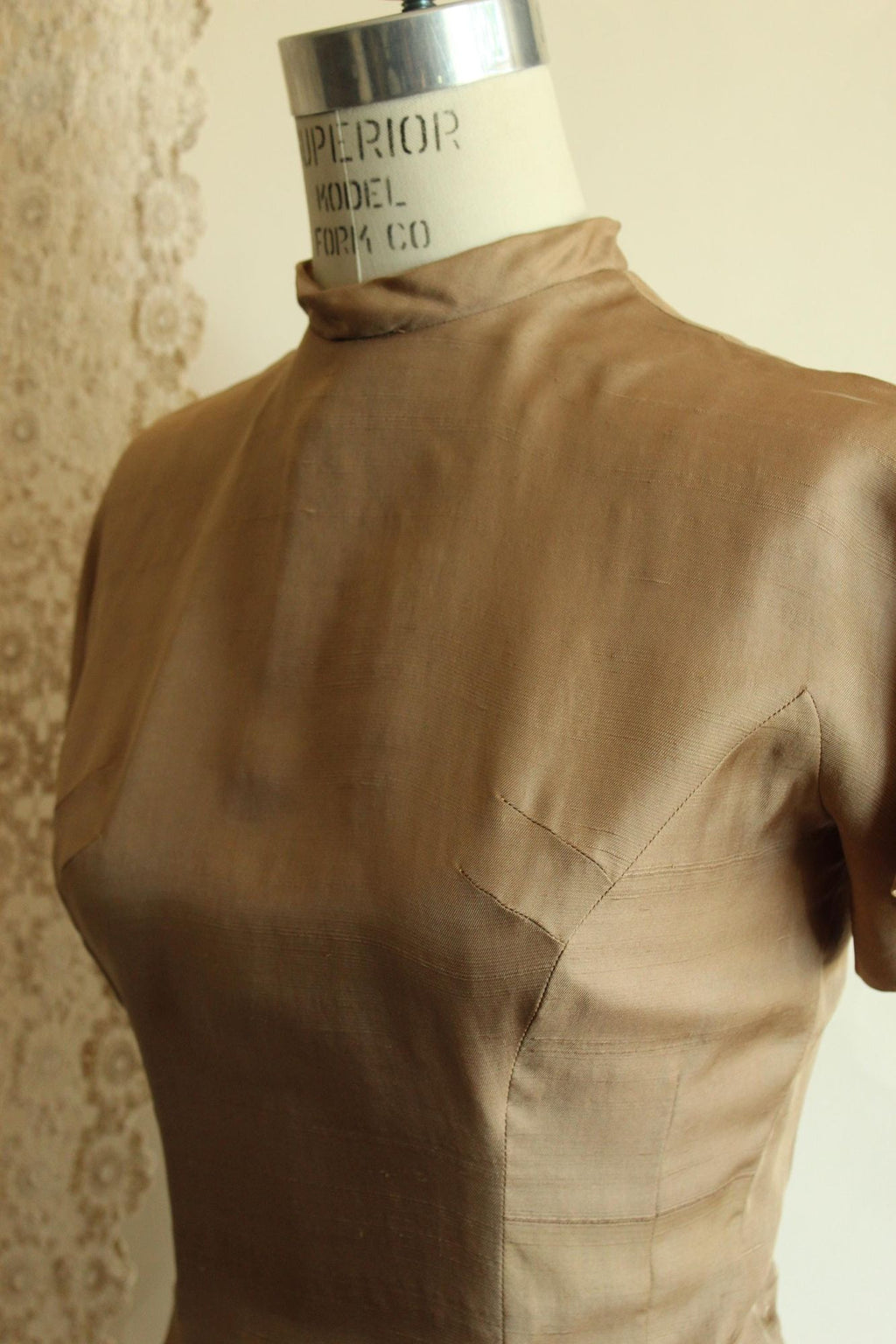Vintage 1950s Taupe Dupioni Silk Peplum Blouse