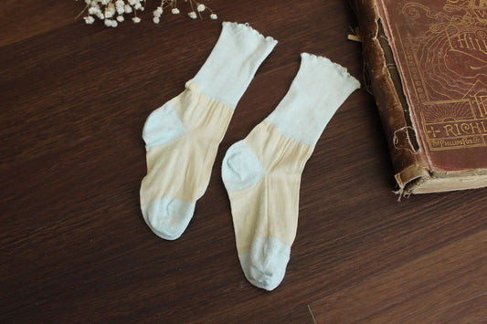 Vintage 1950s Baby Blue and Ivory Infant Socks
