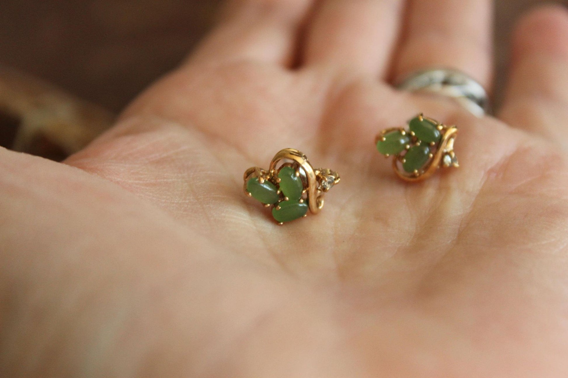 Vintage 1980s Genuine Nephrite Jade Earrings