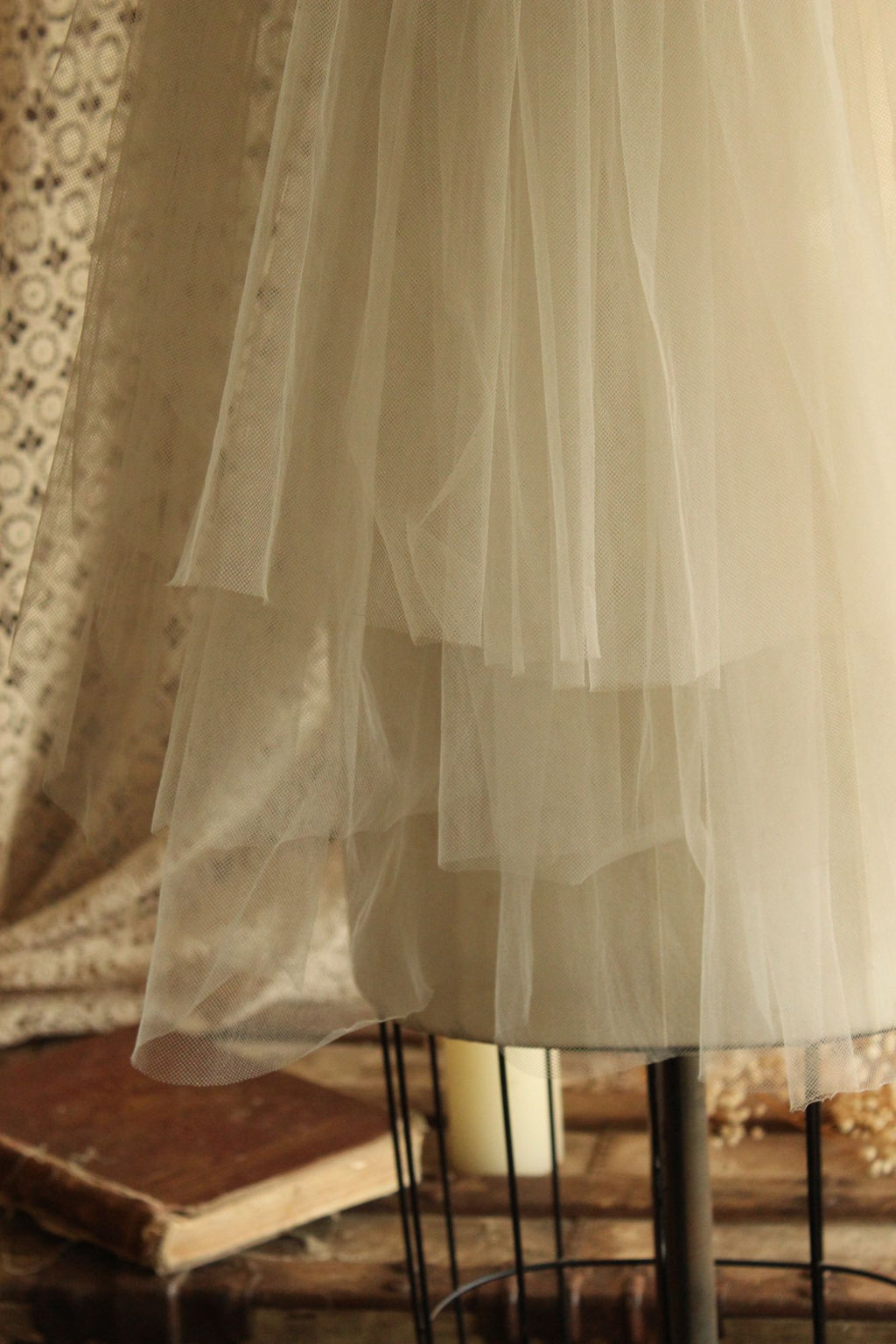 Vintage 1940s 1950s Bridal Veil With Tulle And Pearl Trim