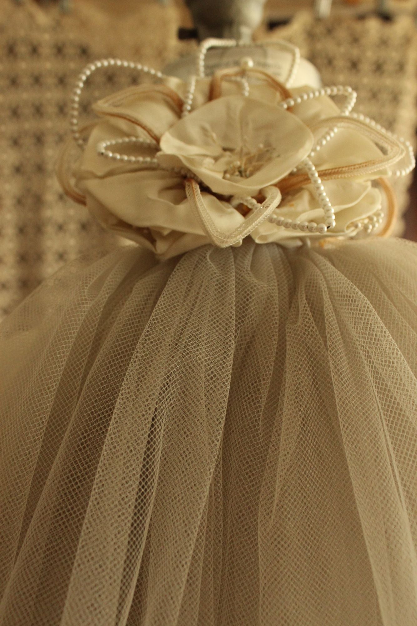 Vintage 1940s 1950s Bridal Veil With Tulle And Pearl Trim