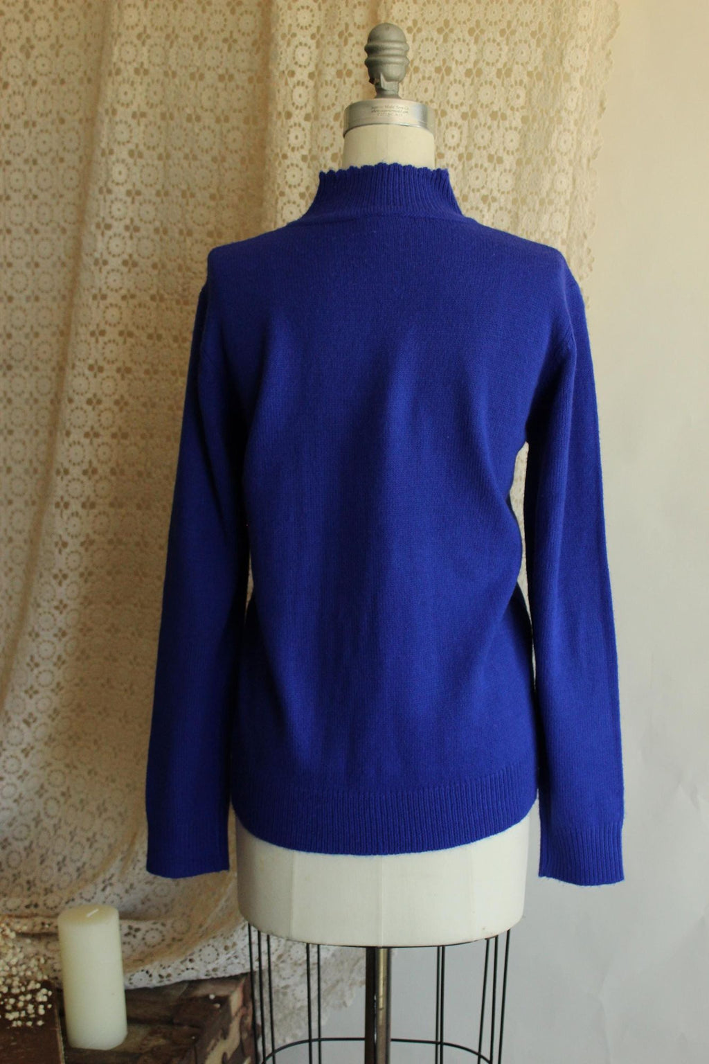 Vintage 1990s Salon Studio Royal Blue Acrylic Sweater