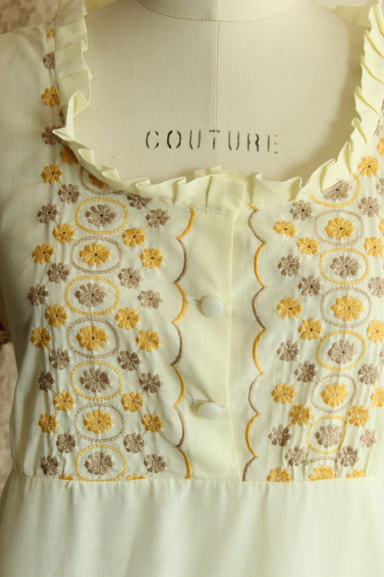Vintage 1970s Yellow Embroidered Boho Maxidress