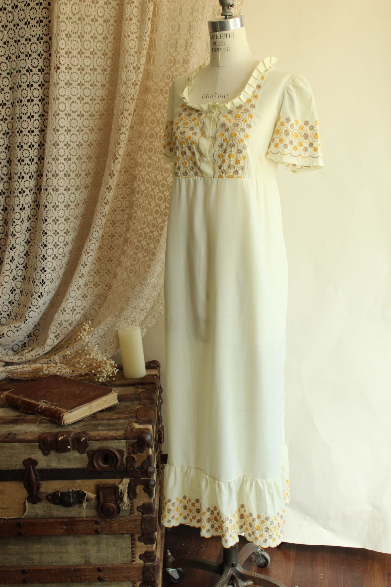 Vintage 1970s Yellow Embroidered Boho Maxidress