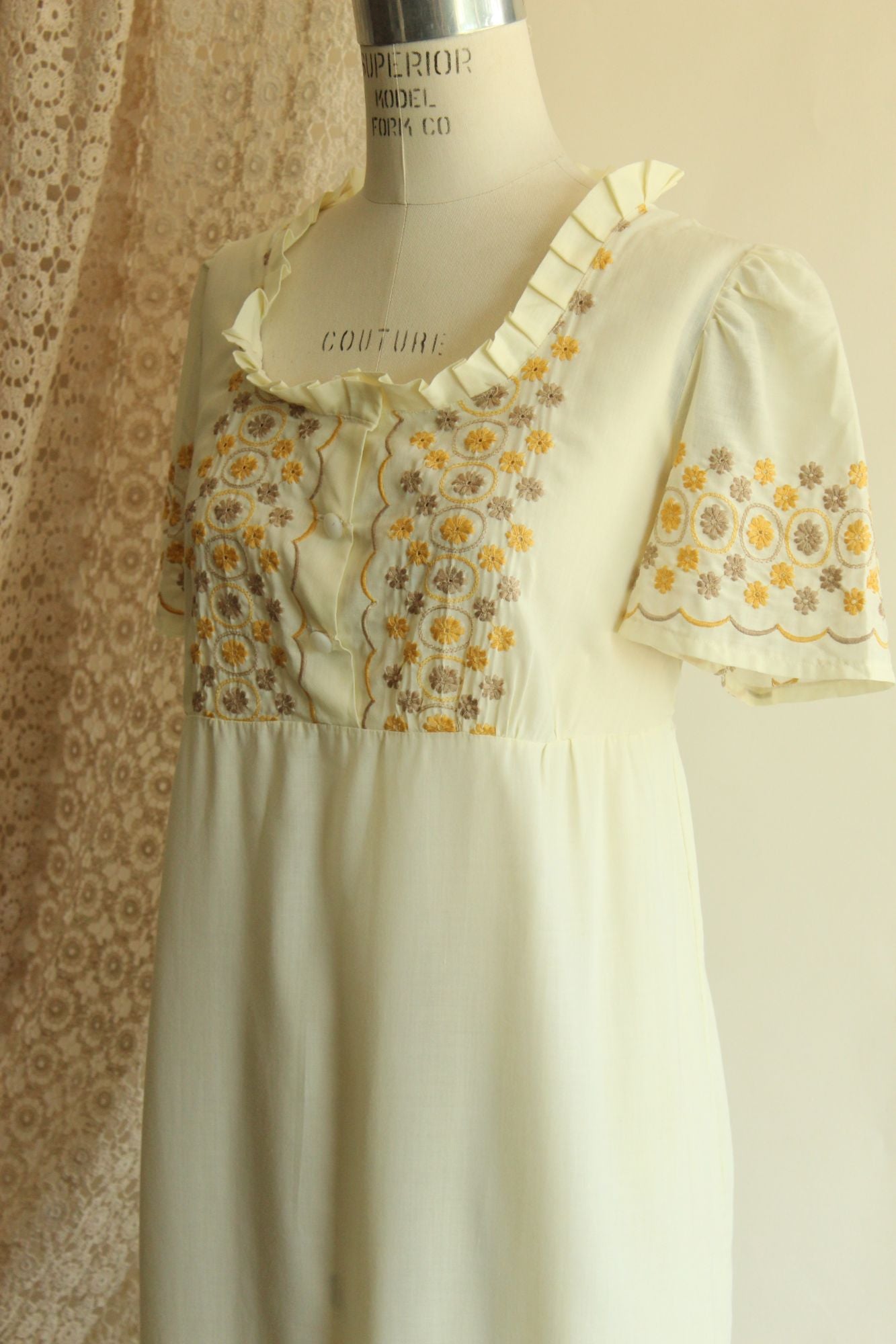 Vintage 1970s Yellow Embroidered Boho Maxidress