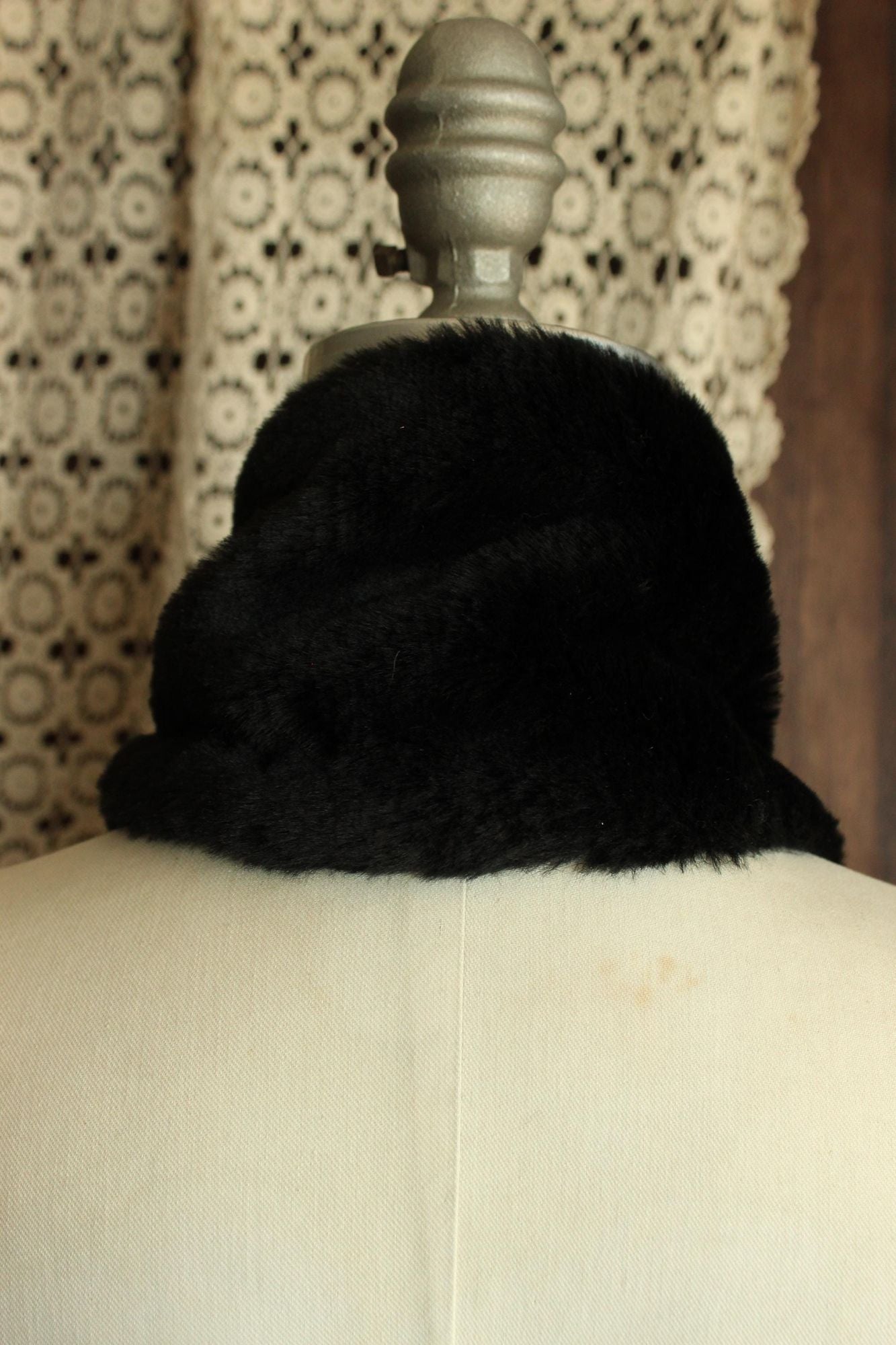 Vintage 1980s Faux Fur Pull Through Wrap