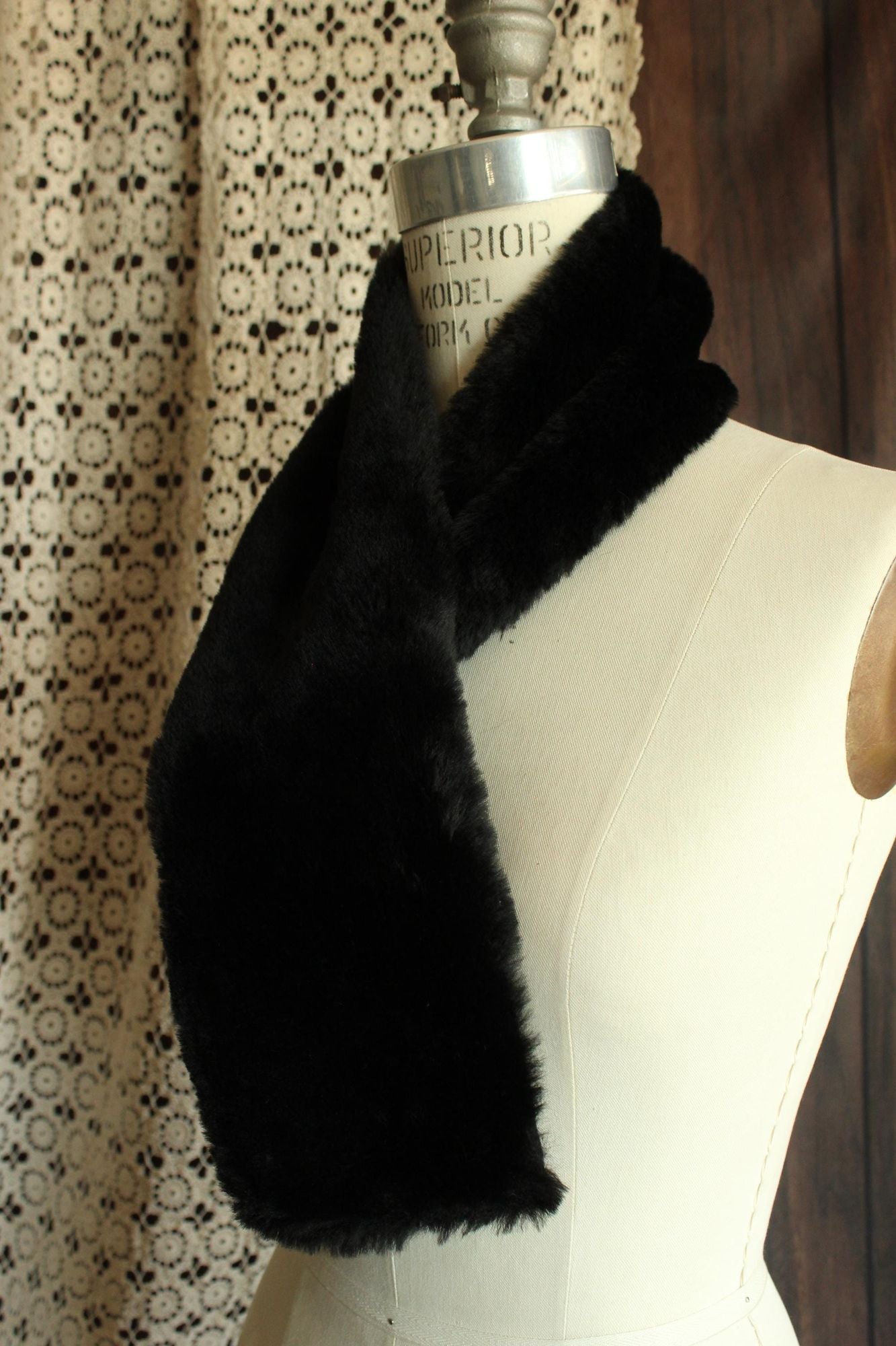 Vintage 1980s Faux Fur Pull Through Wrap