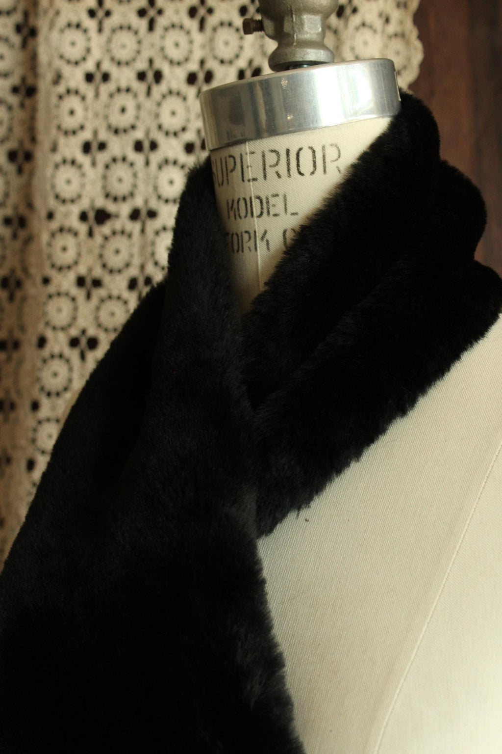 Vintage 1980s Faux Fur Pull Through Wrap