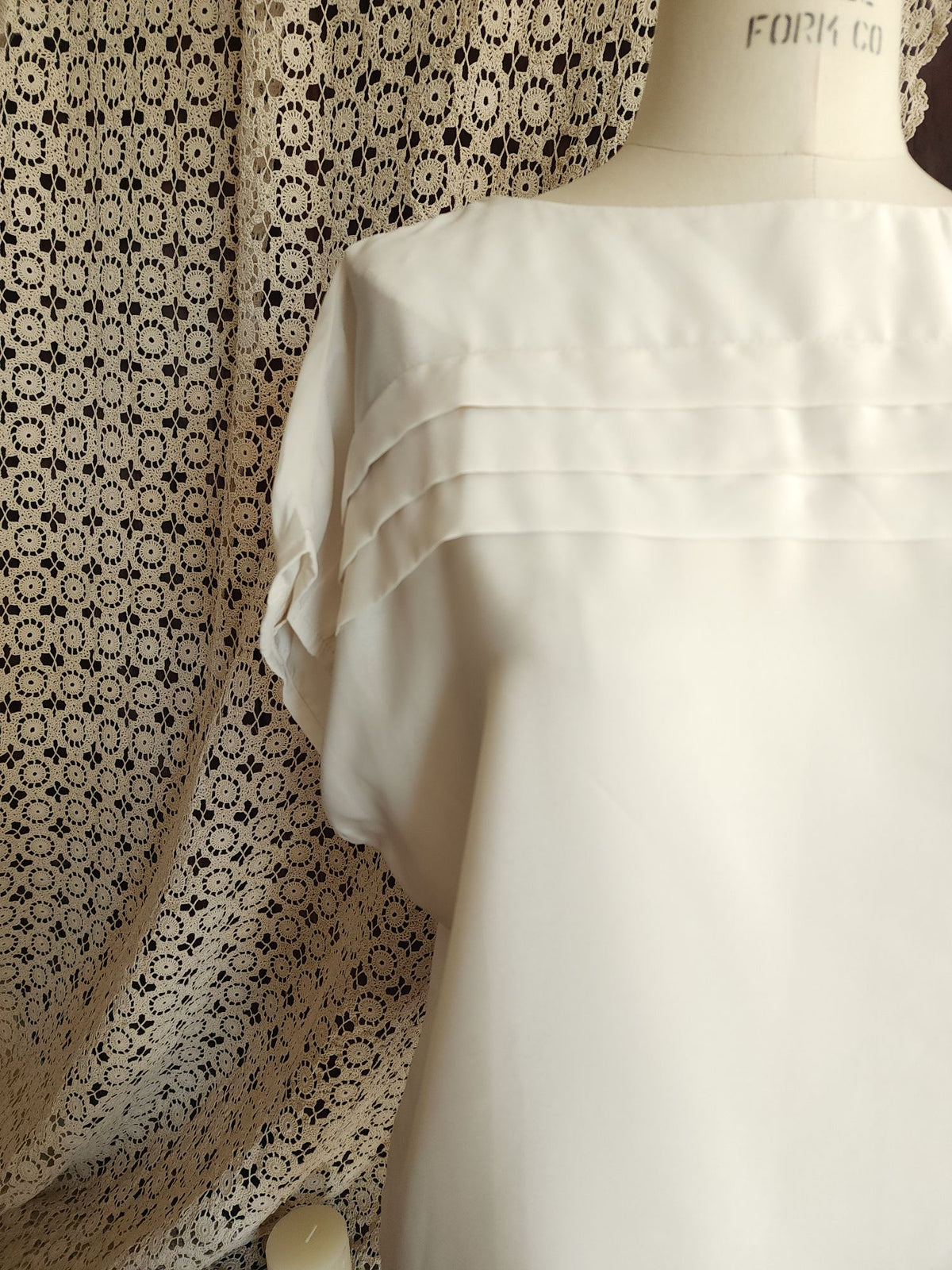 Vintage 1980s NWT Kaki Roberts Winter White Blouse
