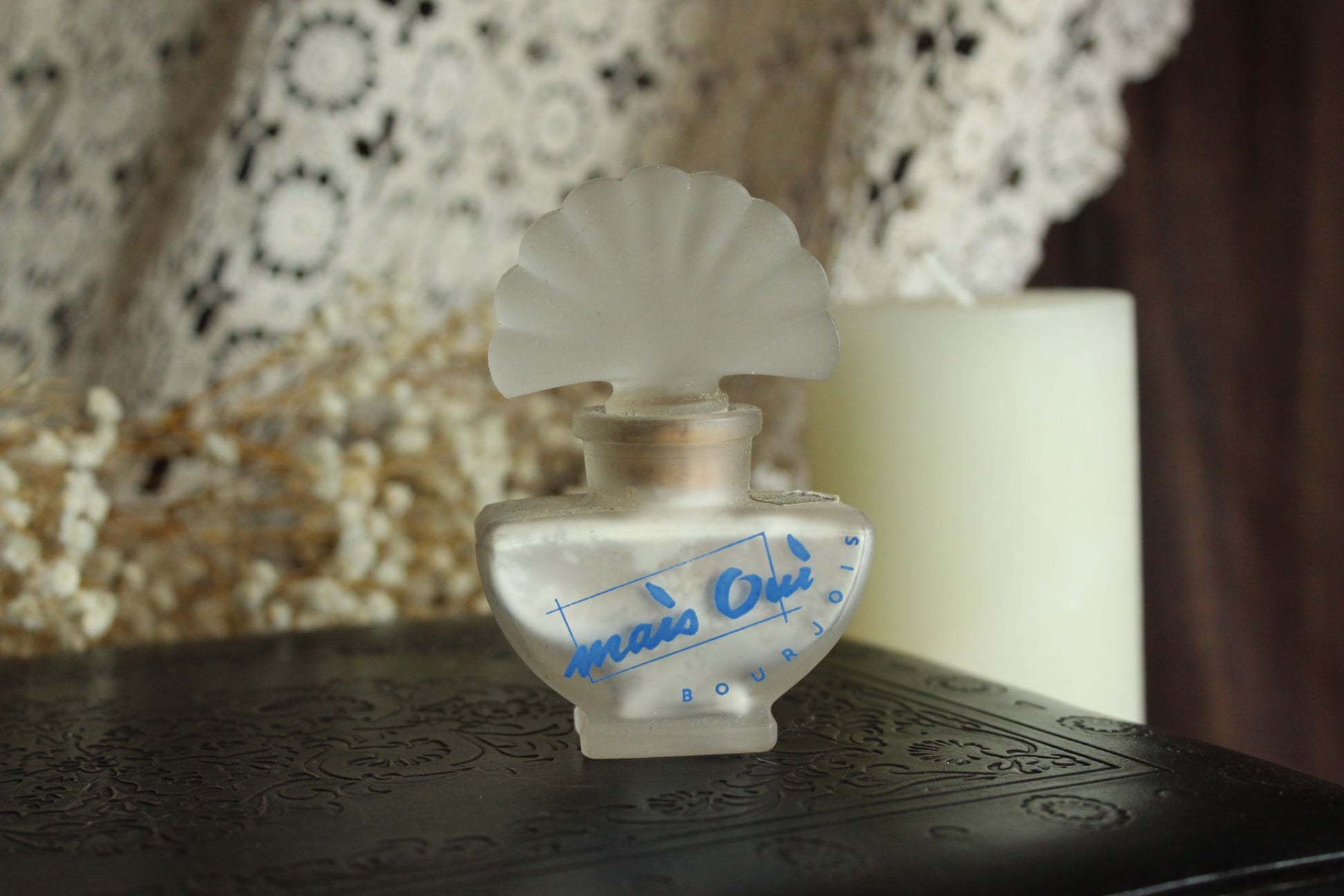 1940s Bourjois Mais Oui Perfumed Talc