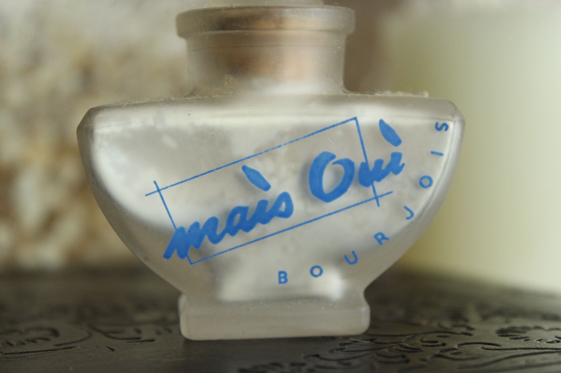 1940s Bourjois Mais Oui Perfumed Talc