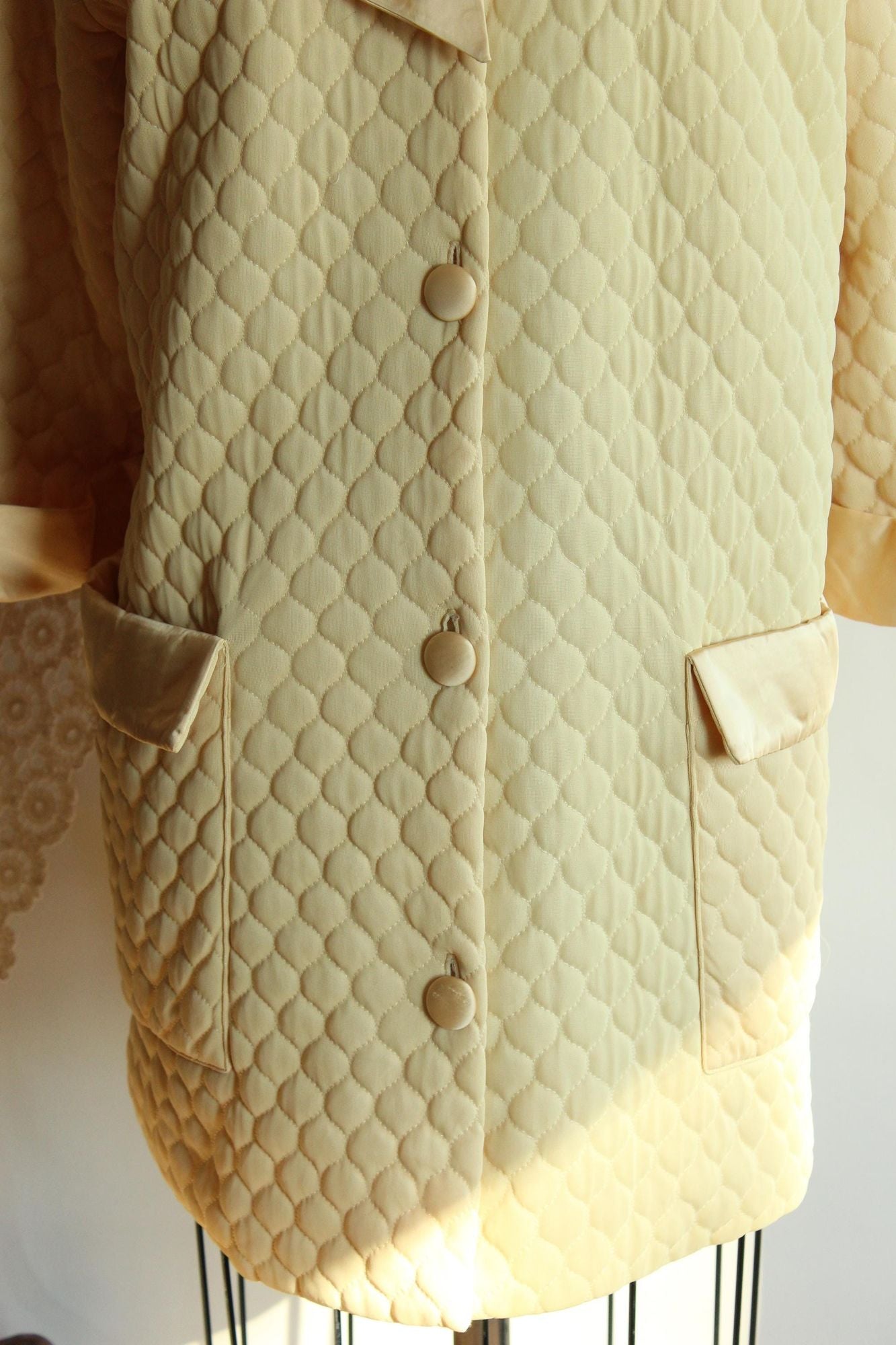 Vintage 1960s Gossard Artemis Golden Yellow Quilted Robe
