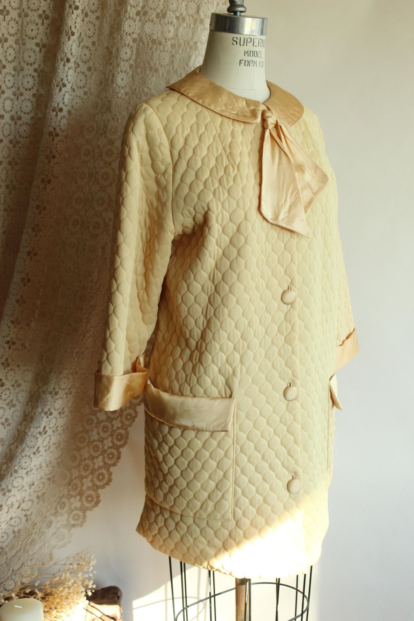 Vintage 1960s Gossard Artemis Golden Yellow Quilted Robe