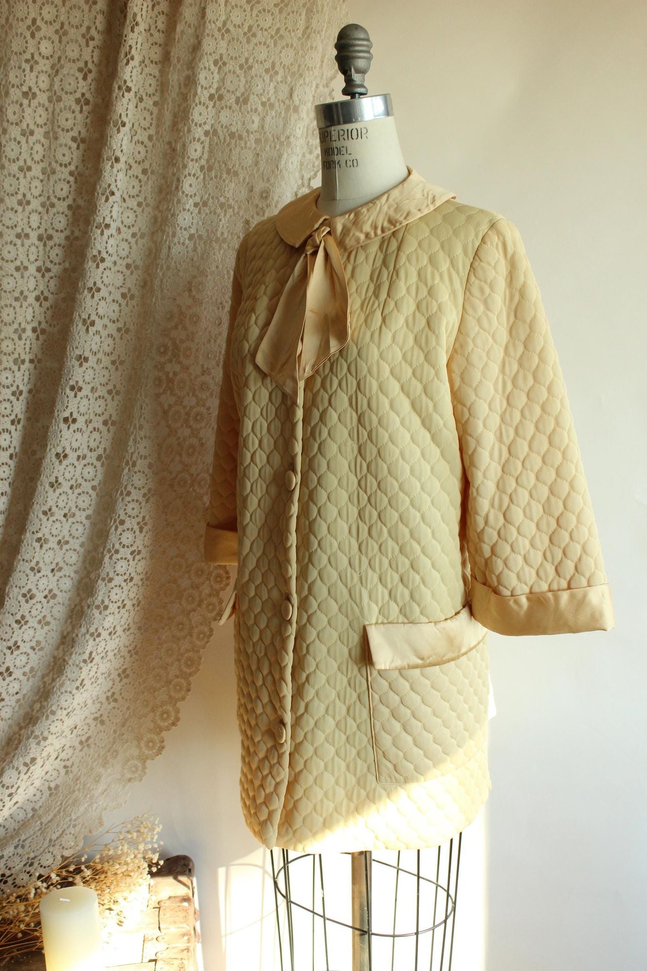 Vintage 1960s Gossard Artemis Golden Yellow Quilted Robe