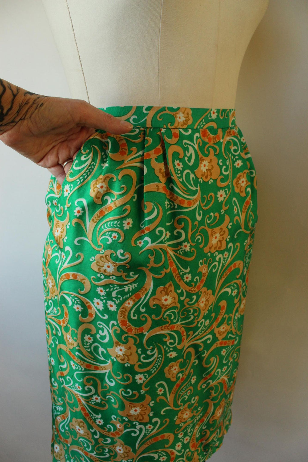 Vintage 1960s Green and Gold Silk Jacket and Skirt Suit