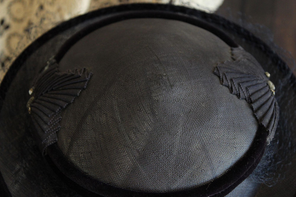 Vintage 1950 Navy Blue Woven Straw Tilt Hat with Veil