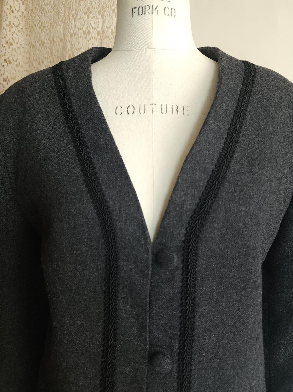 Vintage 1980s Russ Gray Wool Jacket with Shoulder Pads and Braided Trim