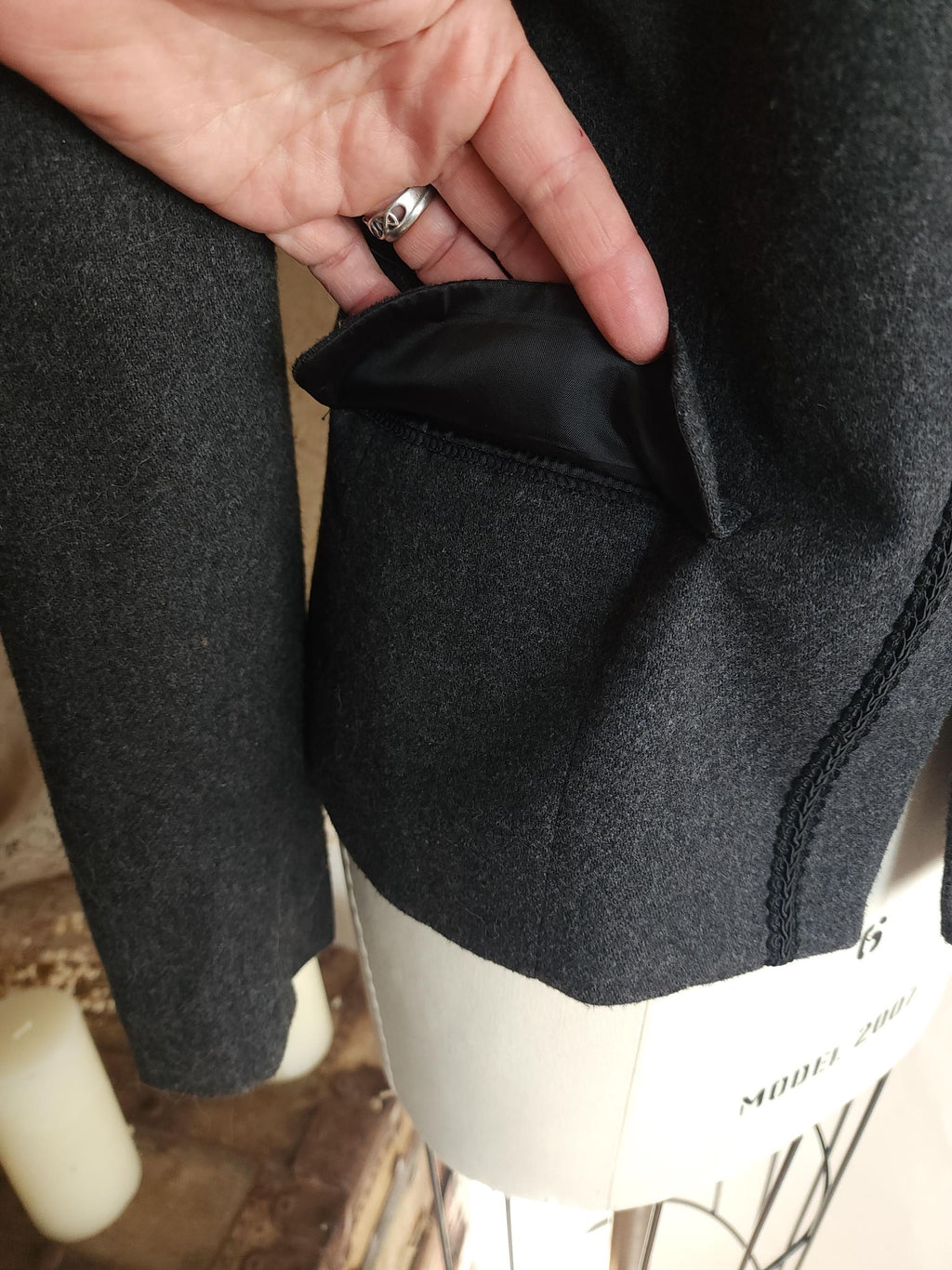 Vintage 1980s Russ Gray Wool Jacket with Shoulder Pads and Braided Trim