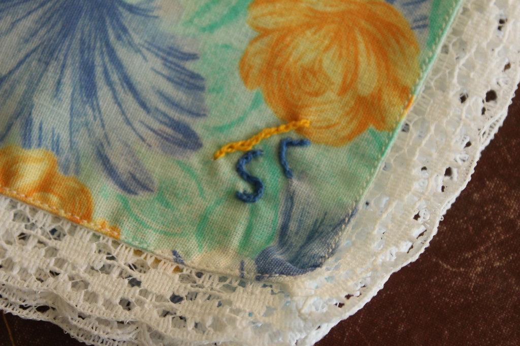 Vintage 1980s Floral Print Handkerchief