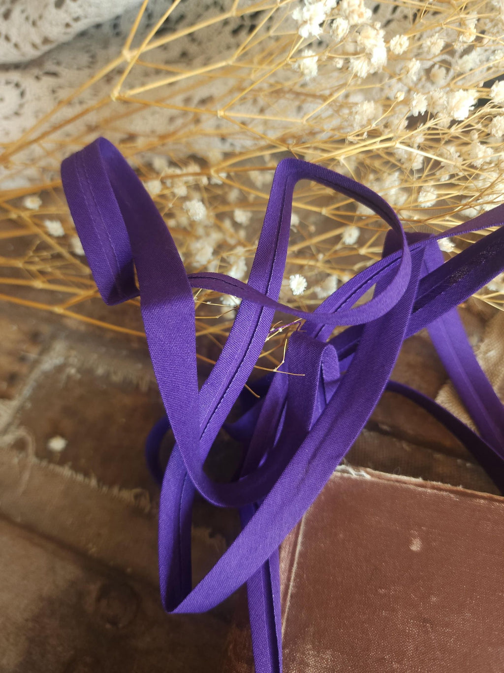 Vintage 1970s Purple Bias Tape Trim: 1/2" Wide Scroll, 3 and 1/3 Yards Piece