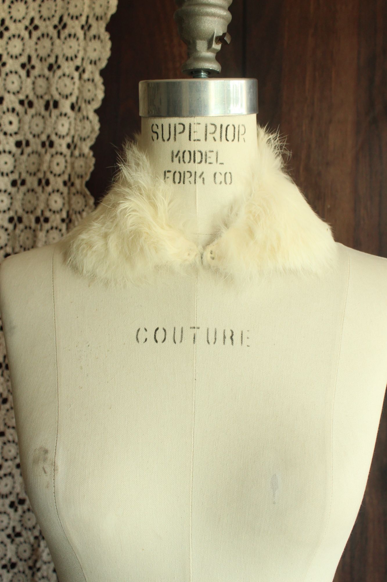 Vintage 1950s White Fur Detachable Blouse or Dress Collar