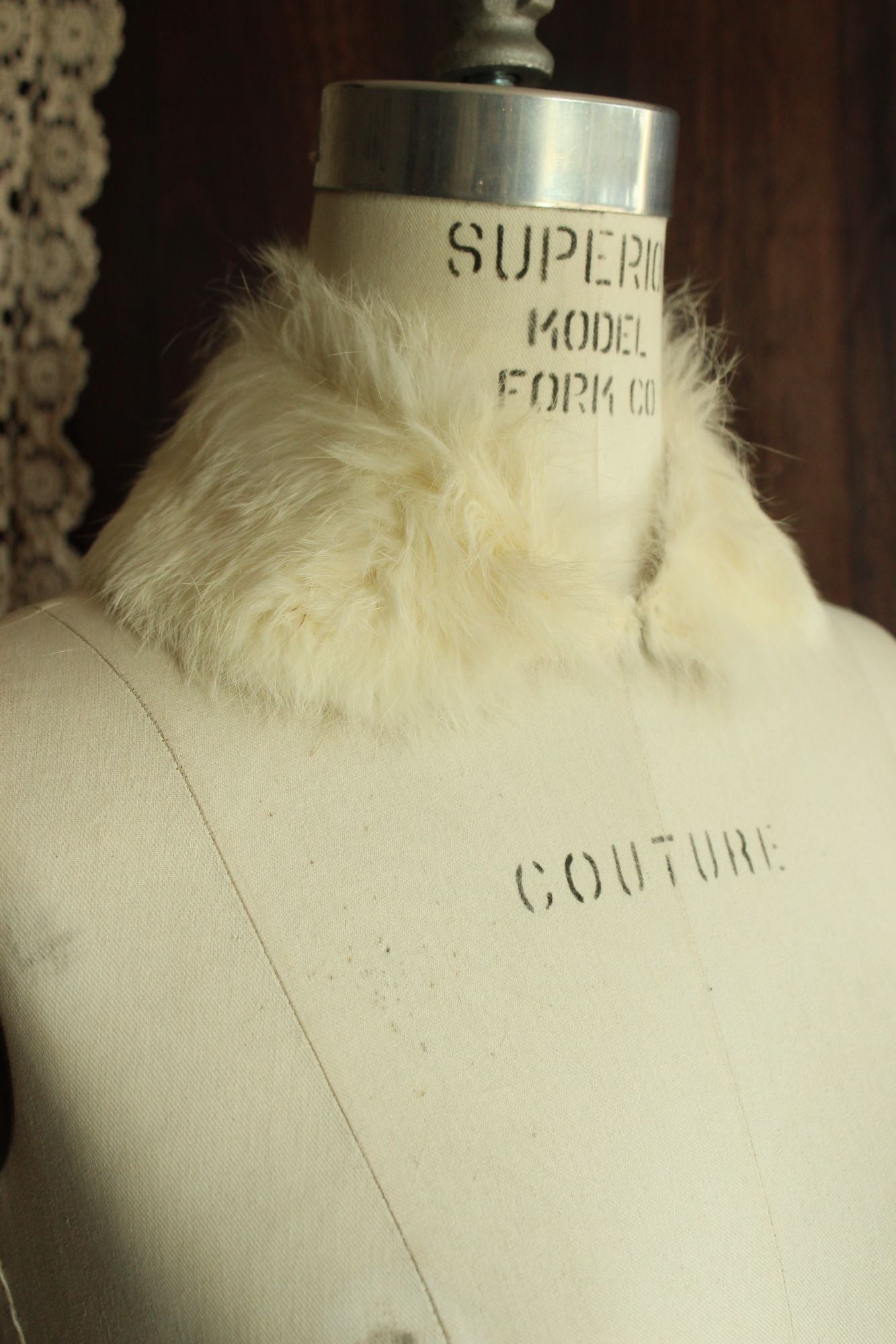 Vintage 1950s White Fur Detachable Blouse or Dress Collar