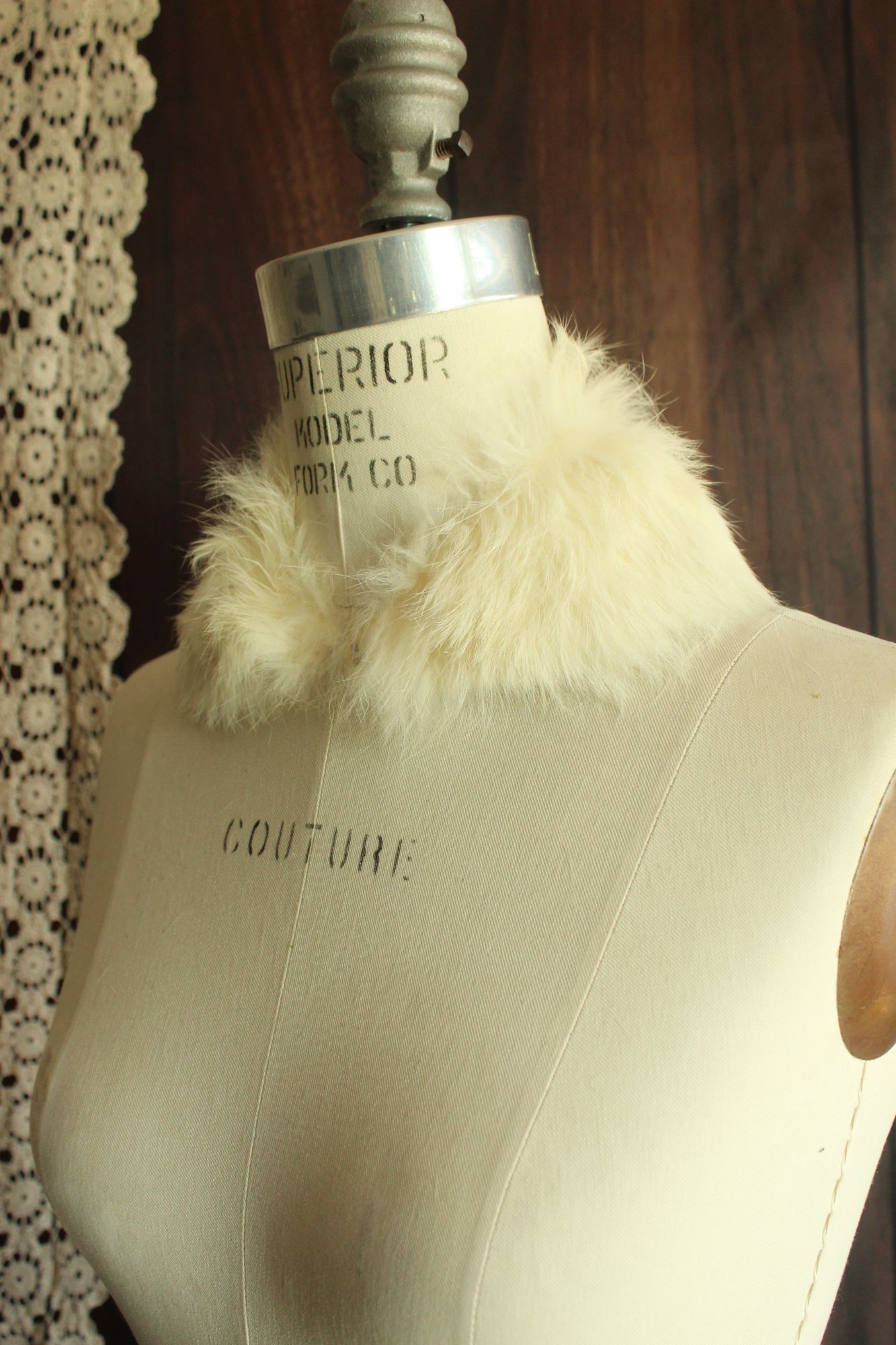 Vintage 1950s White Fur Detachable Blouse or Dress Collar