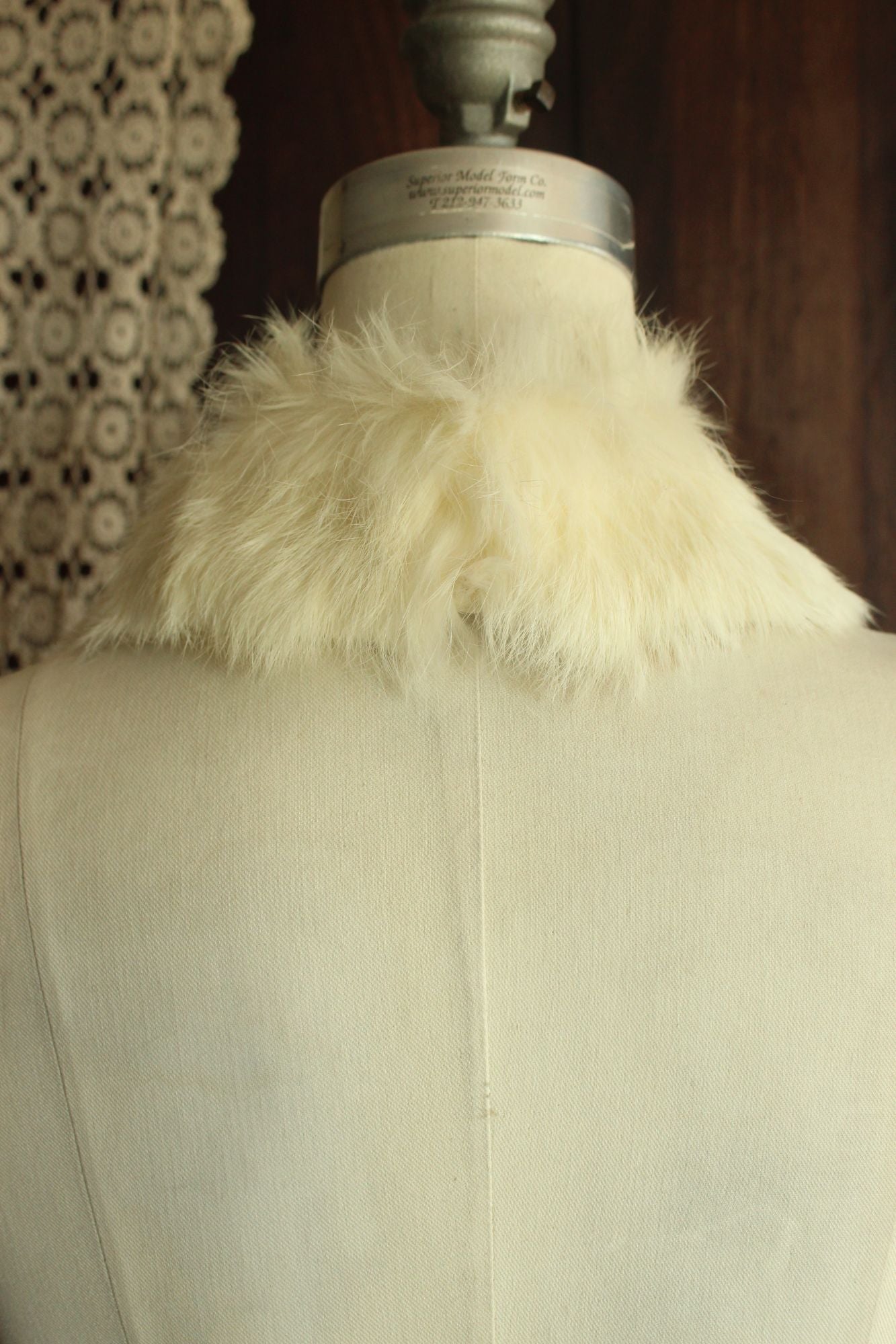 Vintage 1950s White Fur Detachable Blouse or Dress Collar