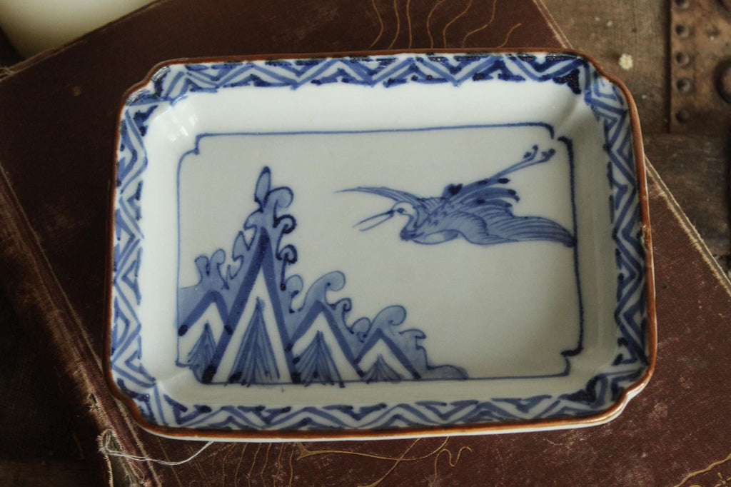 Vintage Antique 1800s Blue and White Sometsuke Plate