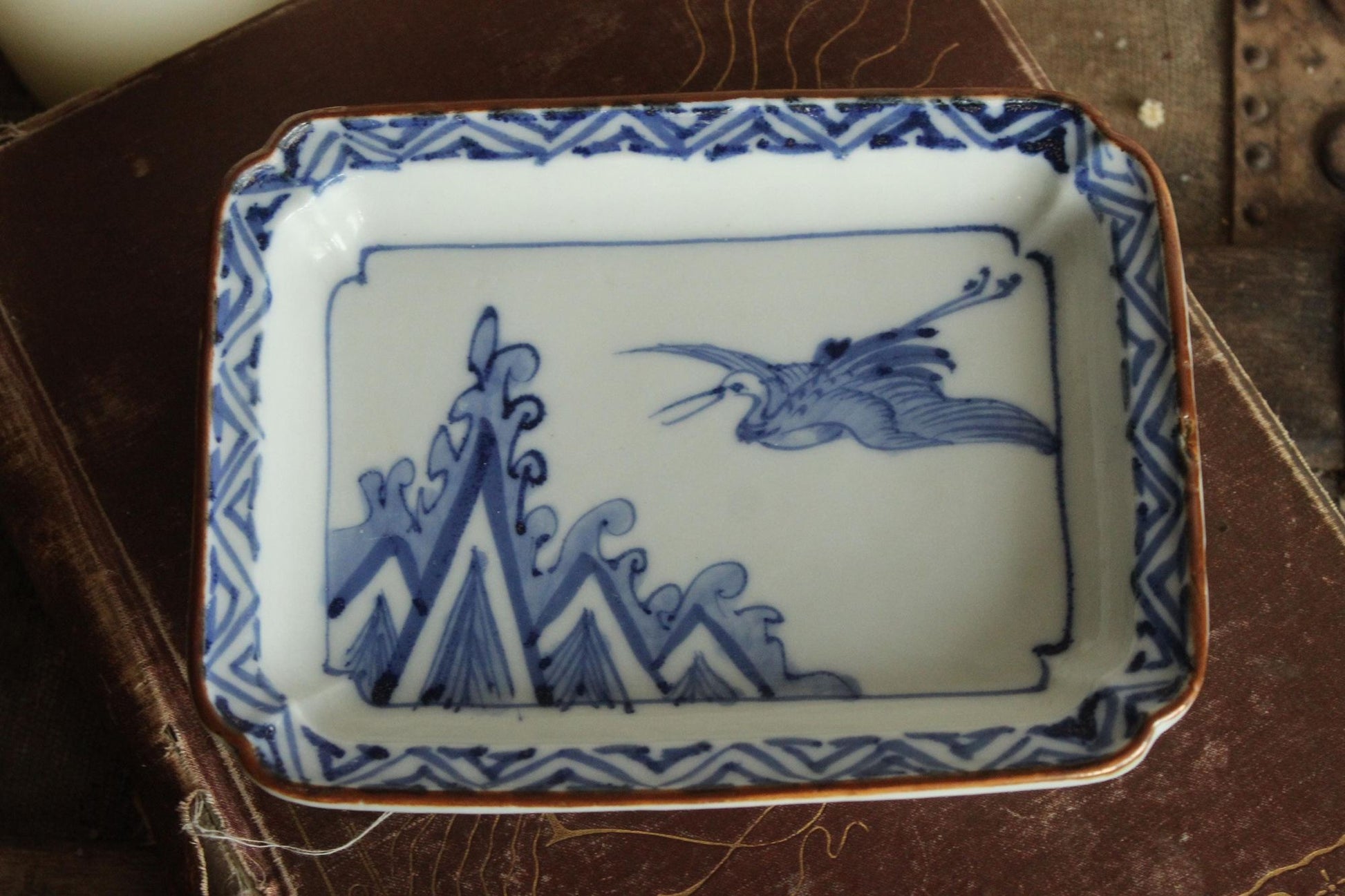 Vintage Antique 1800s Blue and White Sometsuke Plate