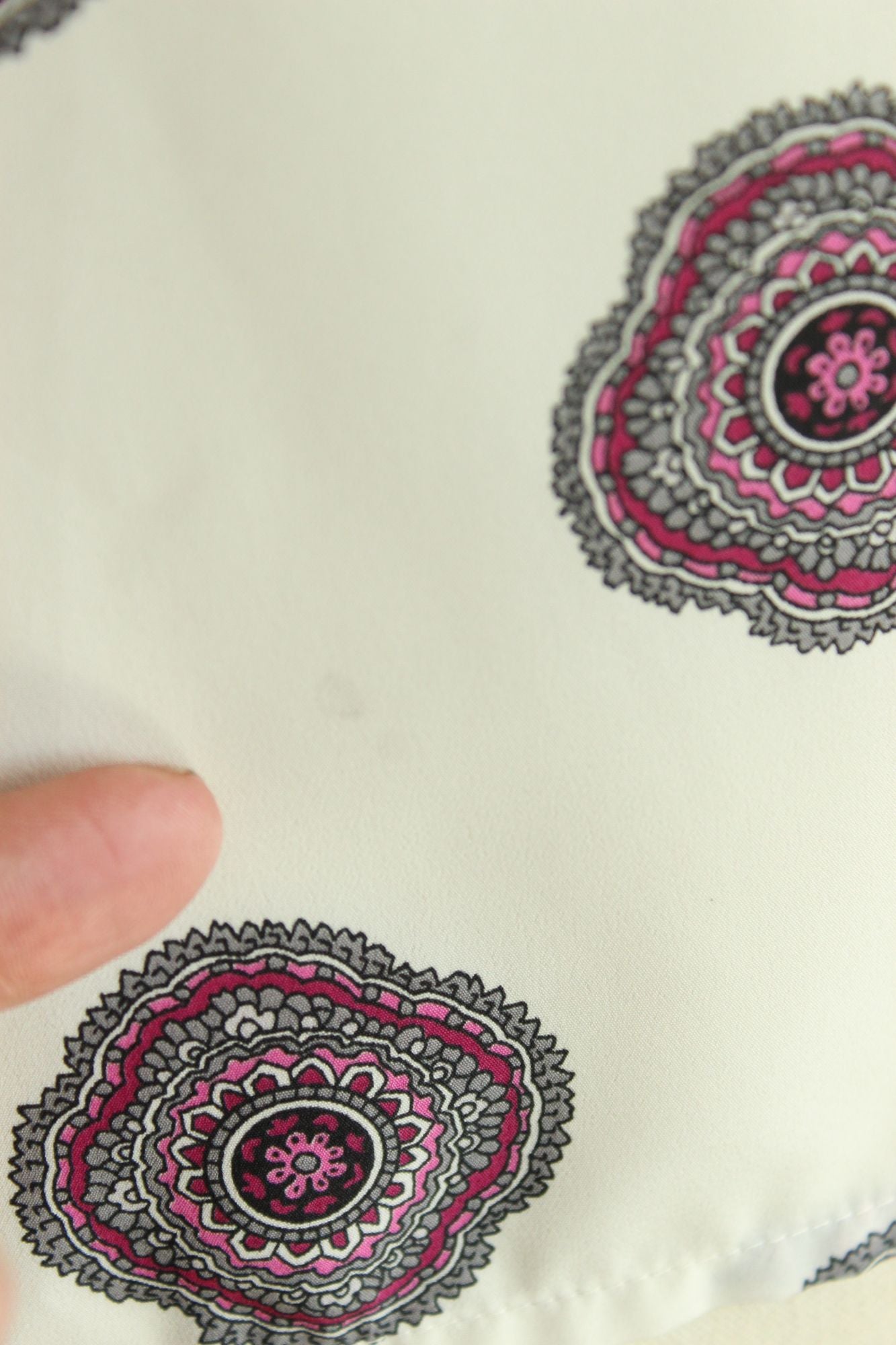 Vintage 1980s 1990s White and Purple Mandala Type Blouse