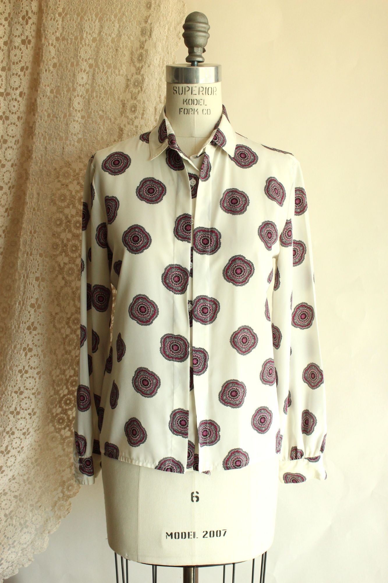 Vintage 1980s 1990s White and Purple Mandala Type Blouse