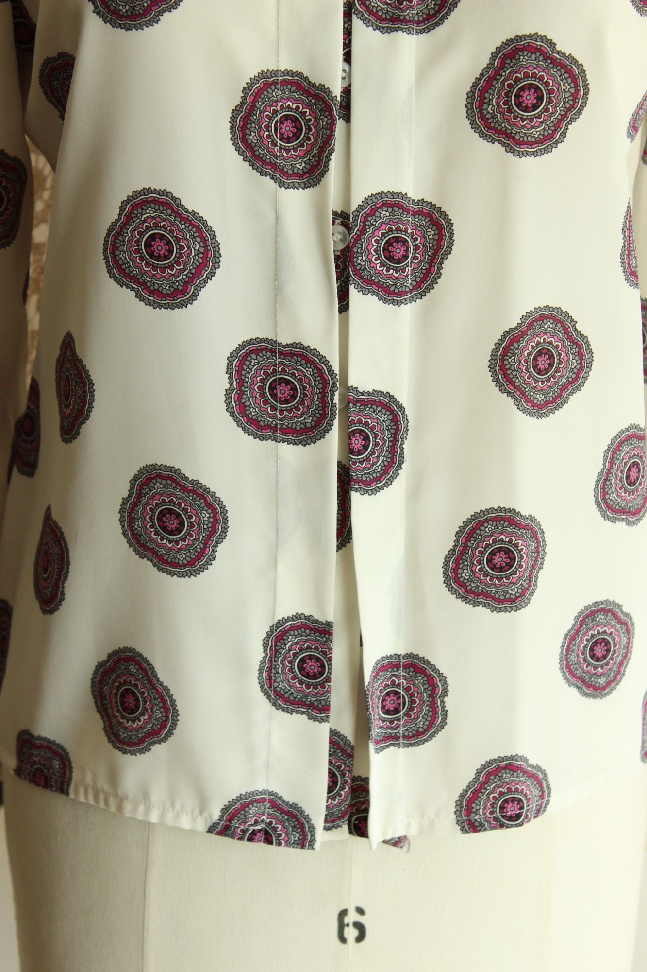 Vintage 1980s 1990s White and Purple Mandala Type Blouse
