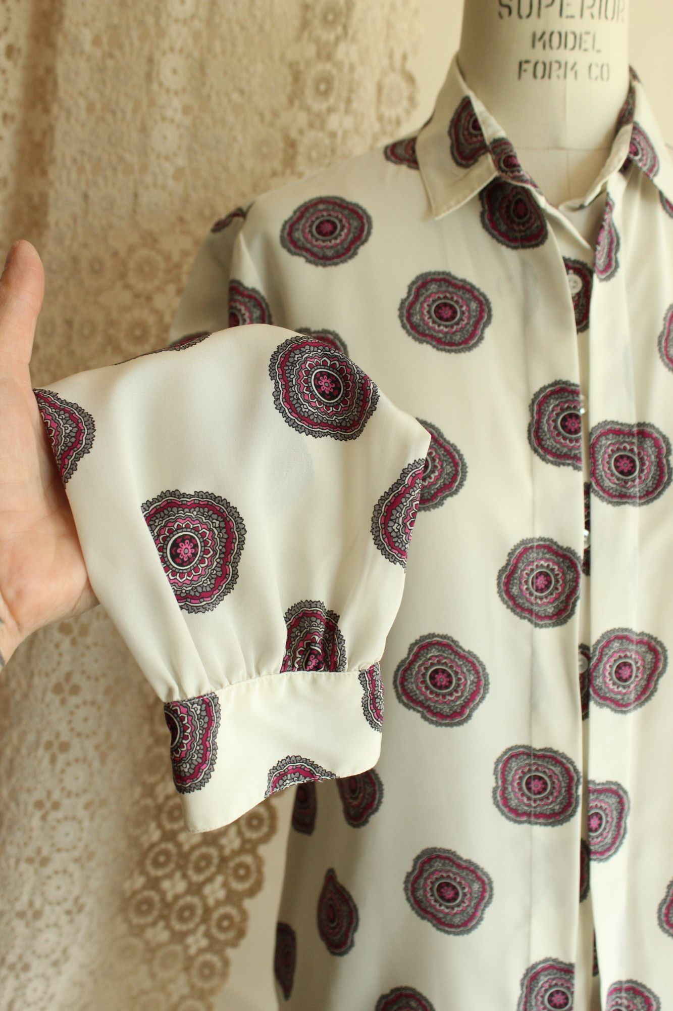 Vintage 1980s 1990s White and Purple Mandala Type Blouse