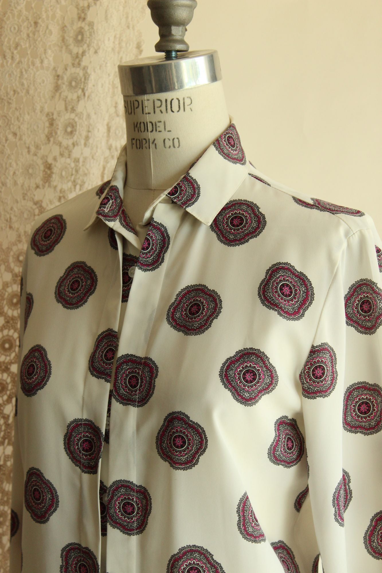 Vintage 1980s 1990s White and Purple Mandala Type Blouse
