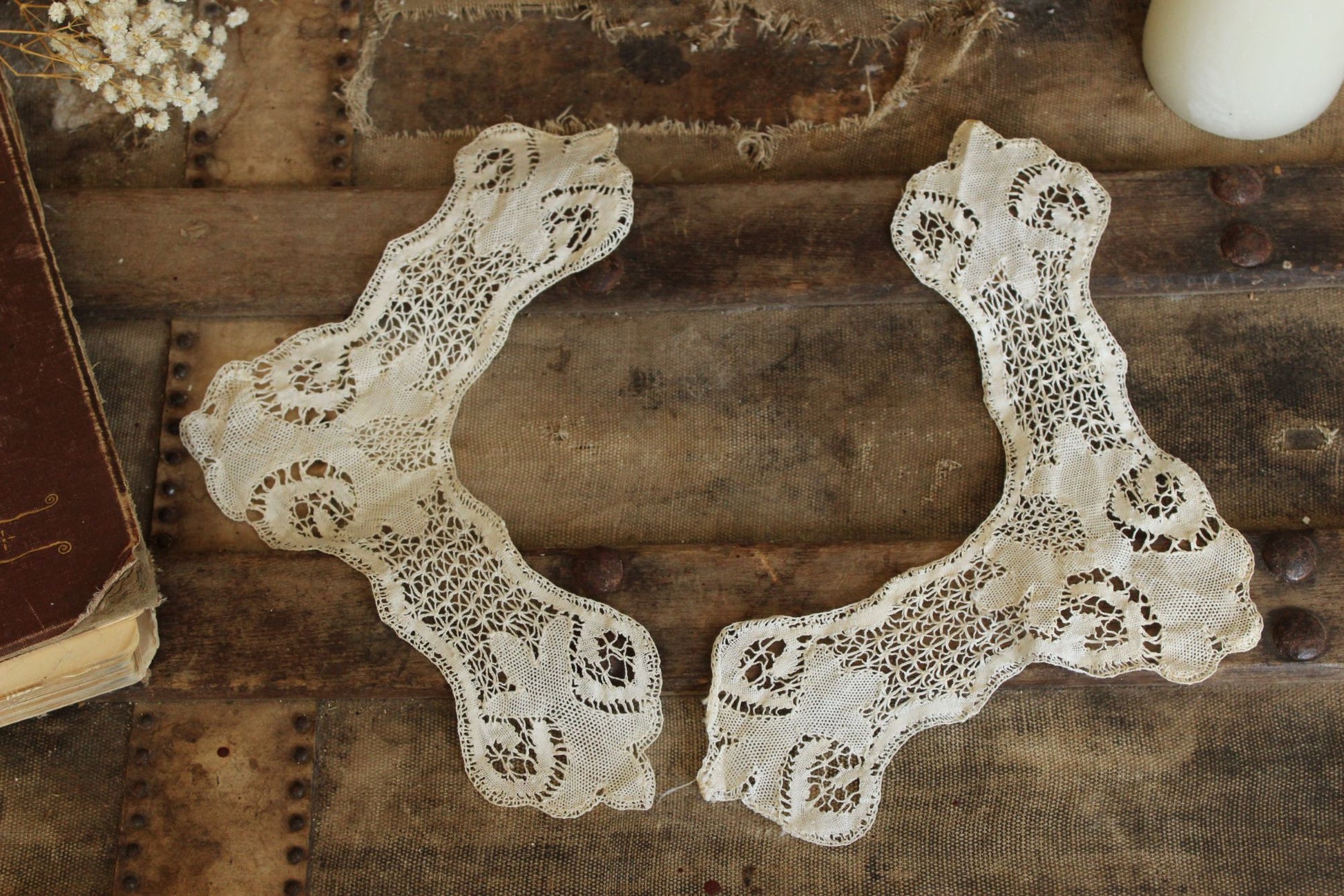 Antique Ivory Cotton Lace Collar Appliques.