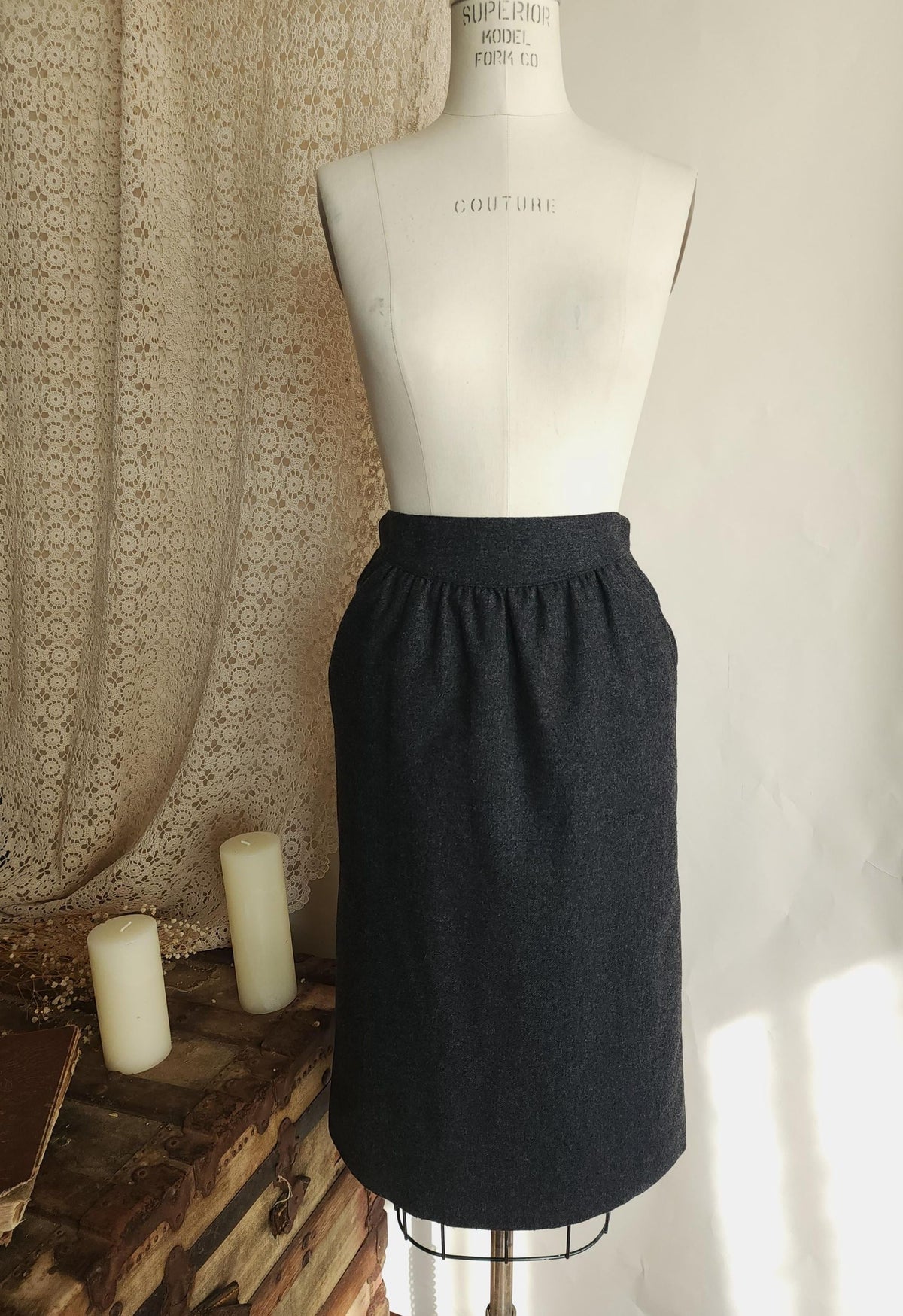 Vintage 1970s 1980s Gray Wool Pencil Skirt with Pockets