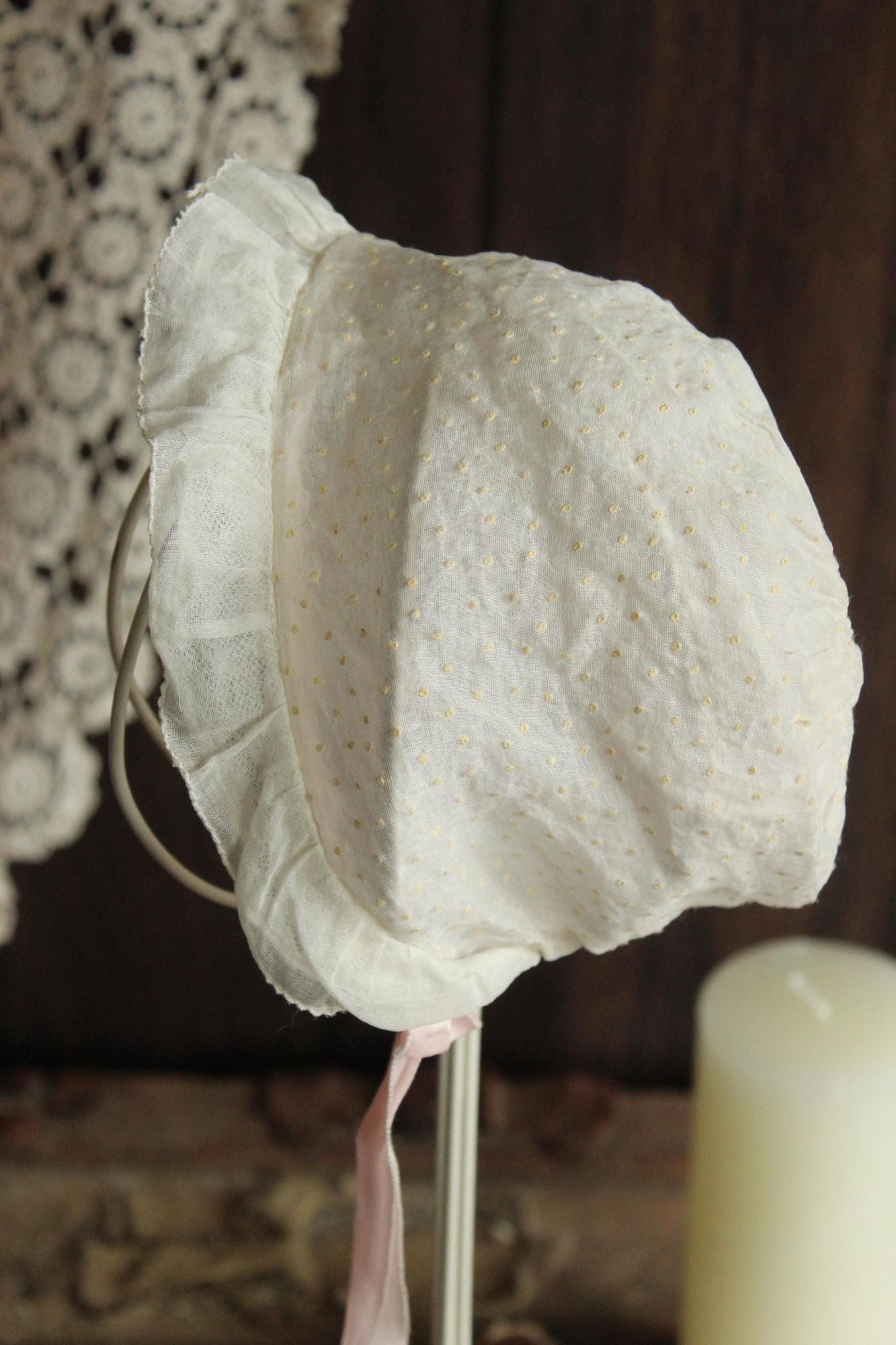 Vintage 1950s 1960s Baby Bonnet with Lace Trim and Swiss Dots