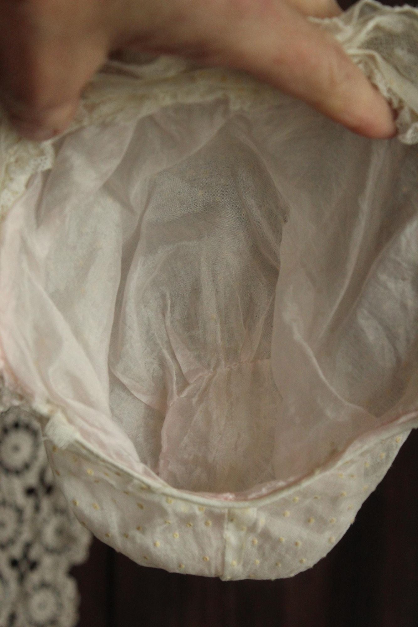 Vintage 1950s 1960s Baby Bonnet with Lace Trim and Swiss Dots