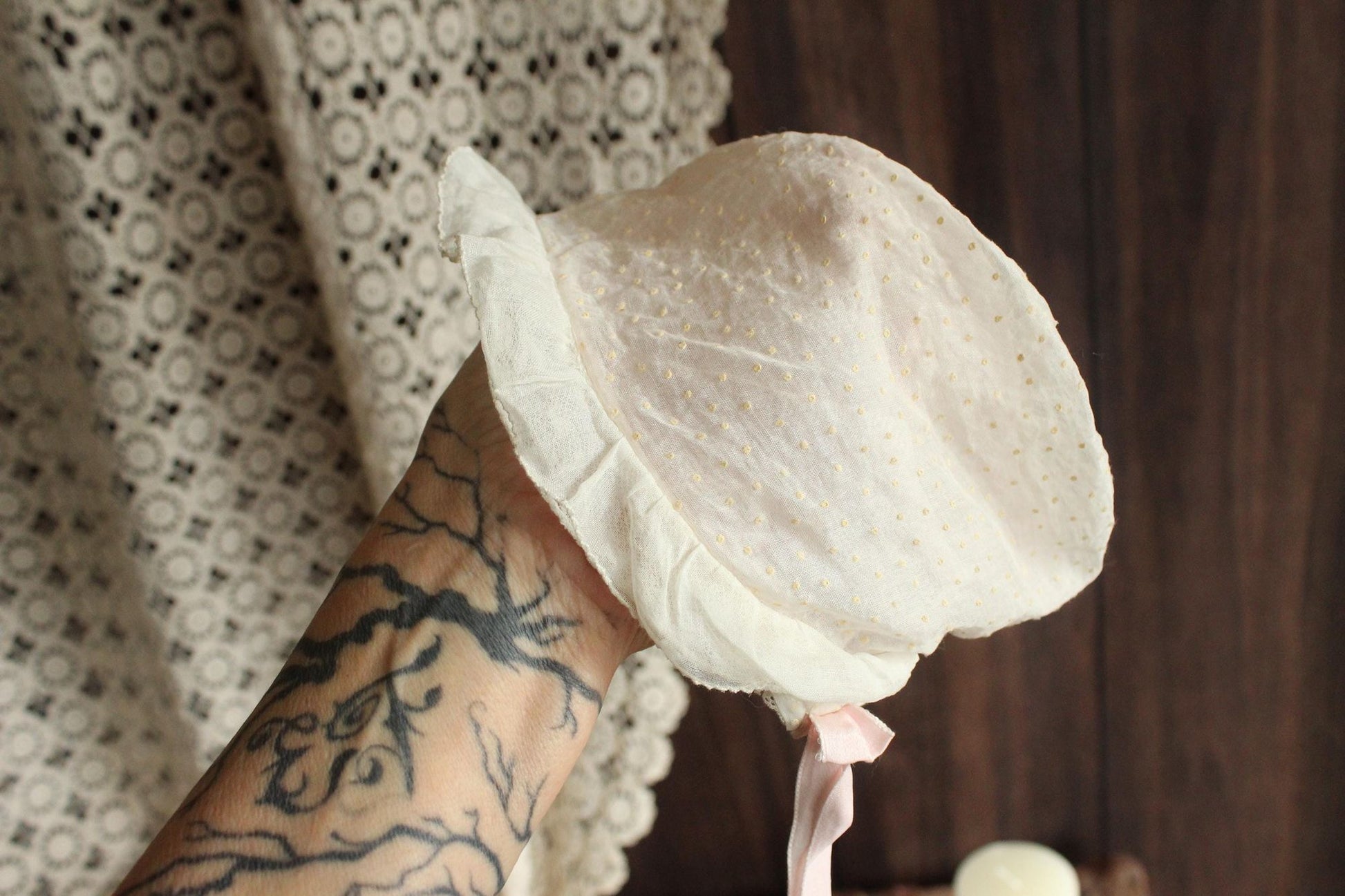 Vintage 1950s 1960s Baby Bonnet with Lace Trim and Swiss Dots